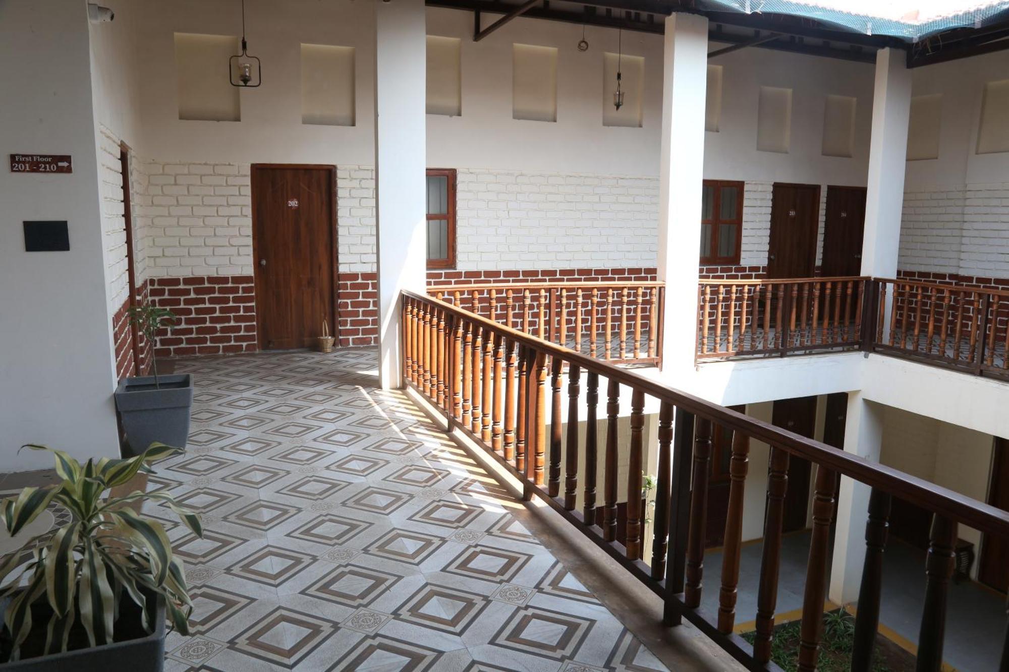 Hotel Tapasya Health & Wellness Jaysingpur Exterior foto